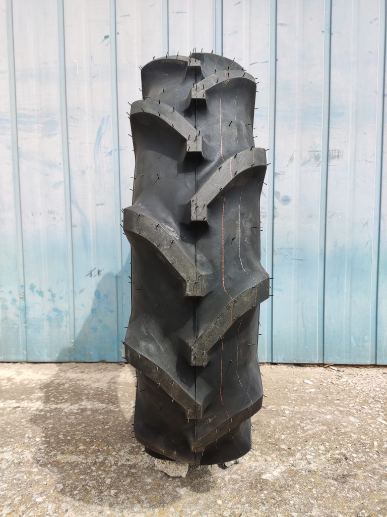 Ελαστικά 9.5-22 BKT TR-144 T/T