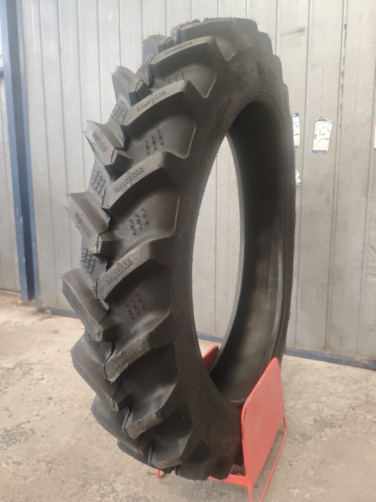 Ελαστικά 230/95R48 (9.5R48) 136B SWT RADIAL TL